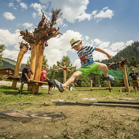 アパート Mischi ナータース